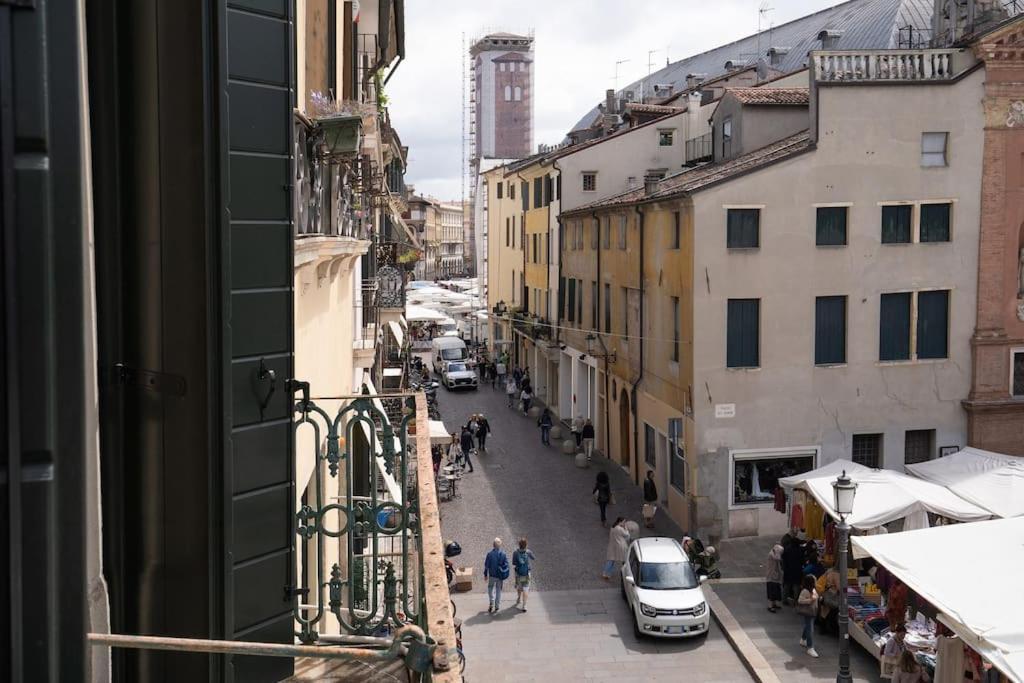 Enjoy Home - Appartamento Orologio, Piazza Dei Signori ปาโดวา ภายนอก รูปภาพ