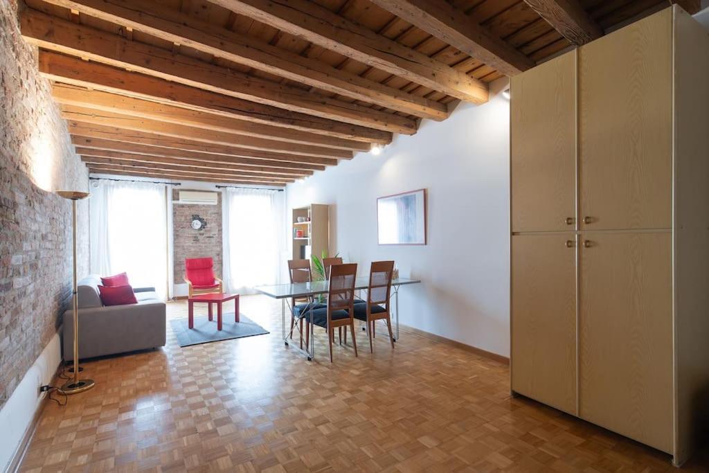 Enjoy Home - Appartamento Orologio, Piazza Dei Signori ปาโดวา ภายนอก รูปภาพ