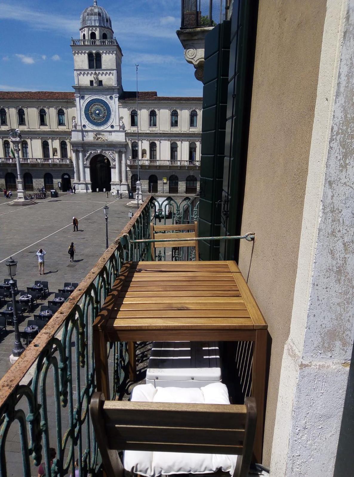 Enjoy Home - Appartamento Orologio, Piazza Dei Signori ปาโดวา ภายนอก รูปภาพ